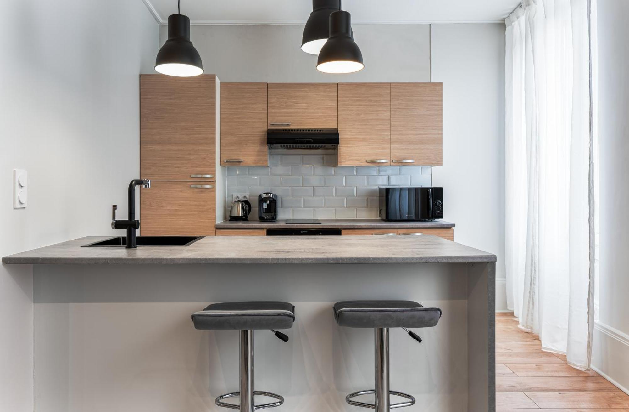 Maya Appartements & Suites Cosne-Cours-Sur-Loire Exterior foto